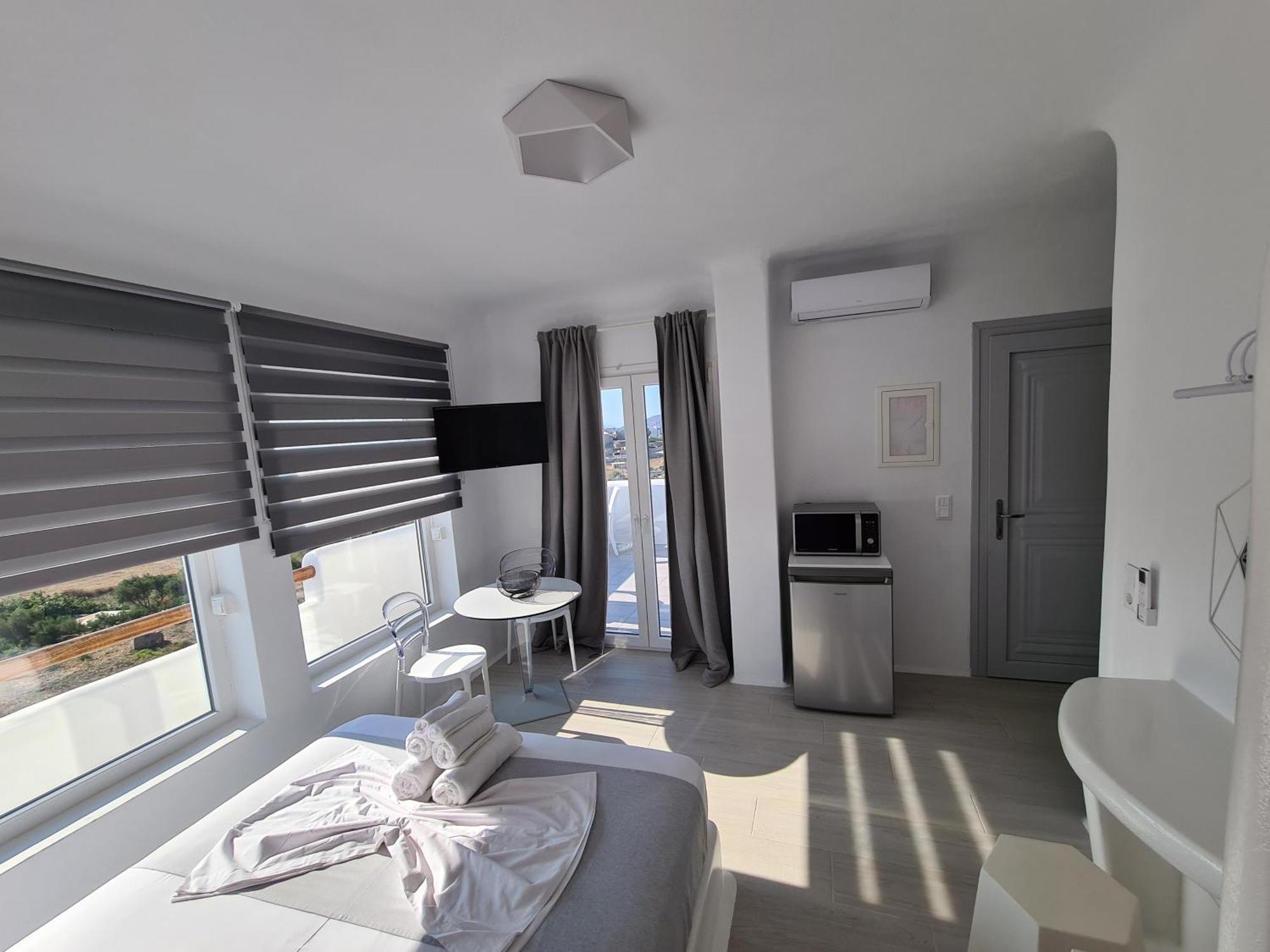 Ariadne'S Crown Luxury Suites With Private Pool Vívlos Eksteriør billede