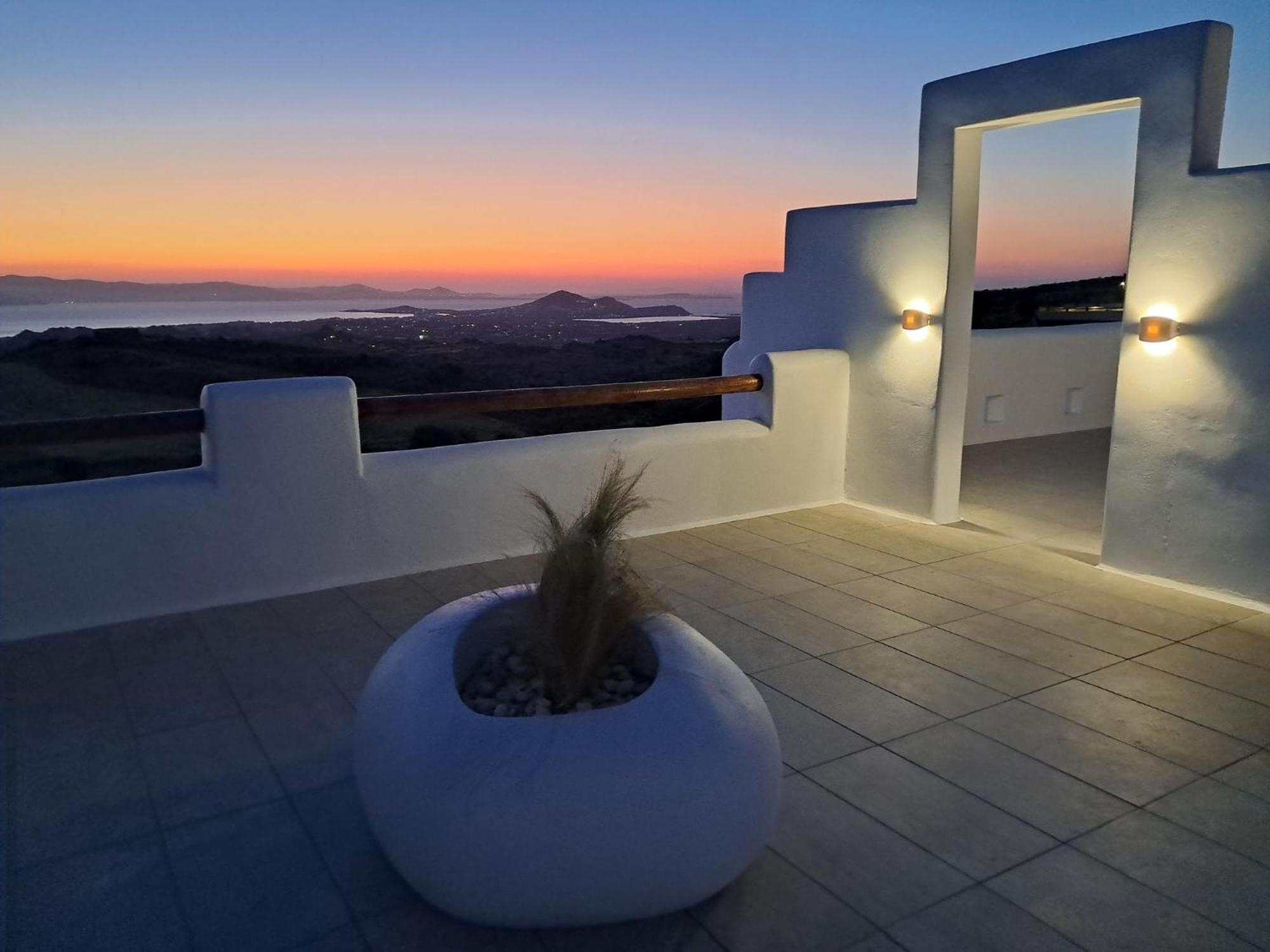 Ariadne'S Crown Luxury Suites With Private Pool Vívlos Eksteriør billede
