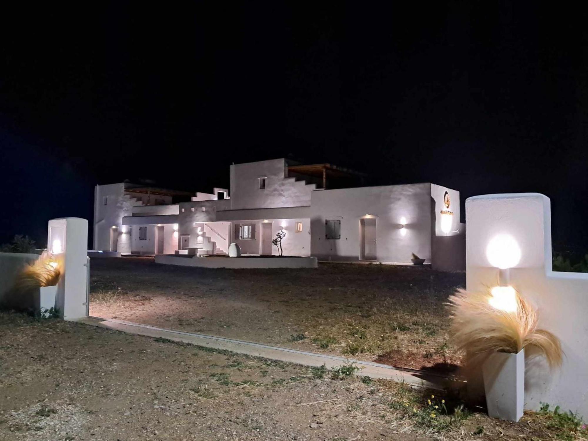 Ariadne'S Crown Luxury Suites With Private Pool Vívlos Eksteriør billede